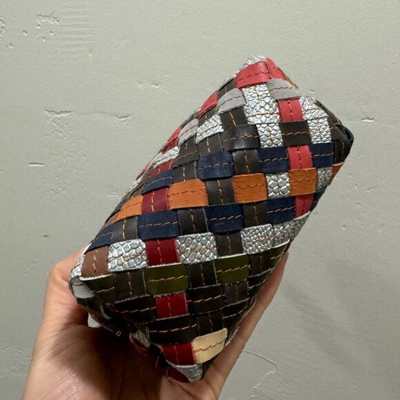 Colorful Woven Leather Handmade Kisslock Clutch/Phone Pouch/ Crossbody - Picture 15 of 16